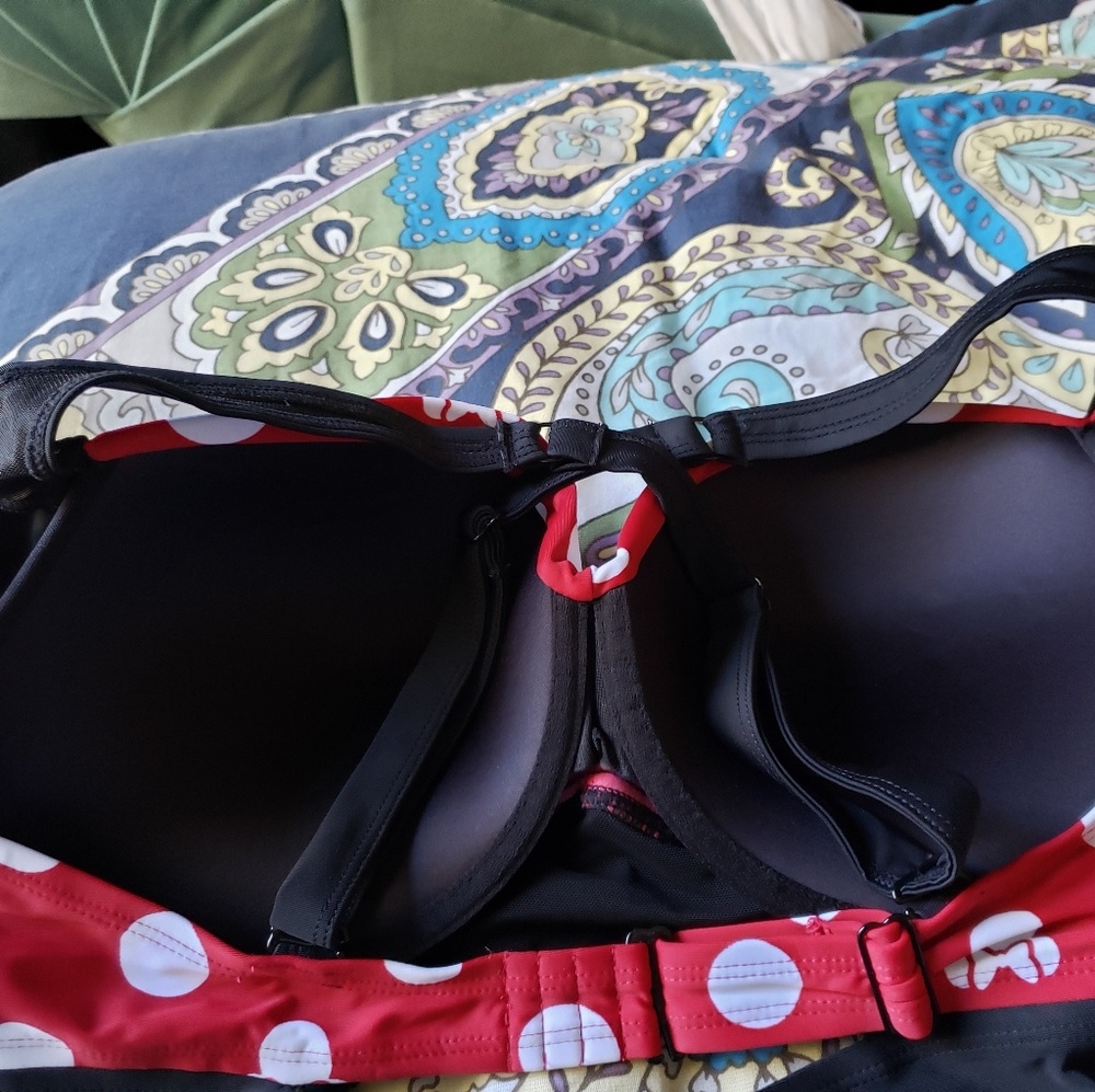 Torrid Minnie Mouse swim top size 1 NWT 🎈💘💖🎁🧡 - Picture 5 of 7